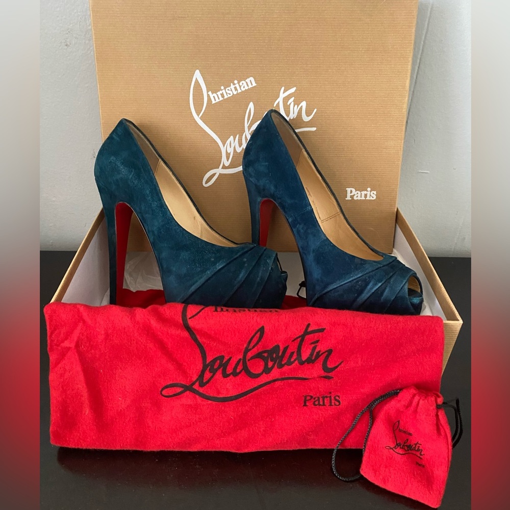 Christian Louboutin 160 Veau Velours blue khol